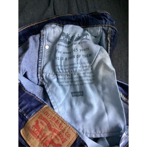 Levi’s 511 Classic Slim Fit Straight Jeans Dark Wash Men’s 30 x 32 - Picture 6 of 6